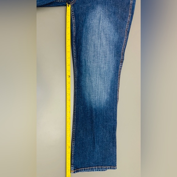 Chico’s Denim Jeans size 2 Short/12 Short Straight Leg Mid Rise Stretch 30”x28” - Picture 9 of 13